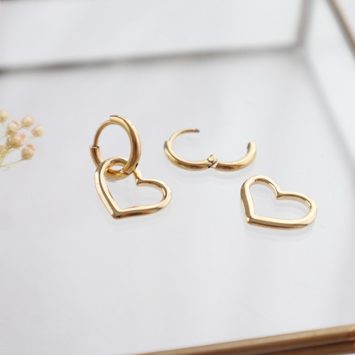 取り外し可チャーム3点付き＞ フープピアス (サージカル