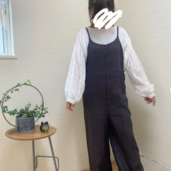 リネン100%　うしろリボンのサロペットパンツ・ネイビー 10枚目の画像