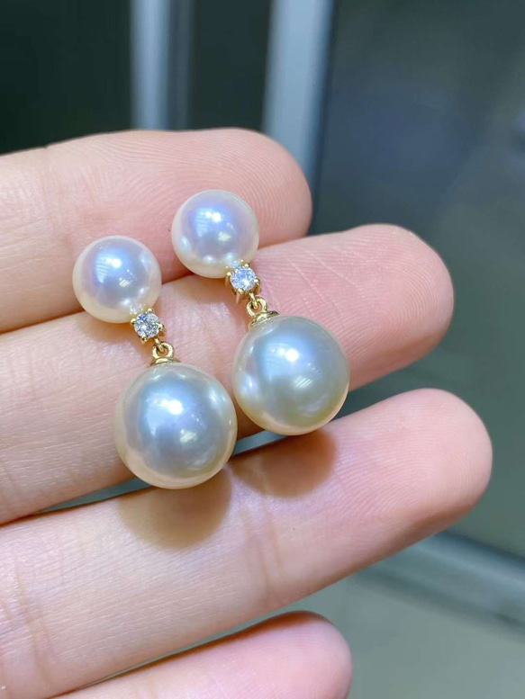 高級】南洋白蝶真珠 ダイヤモンド付きピアスk18 ピアス（スタッド・一