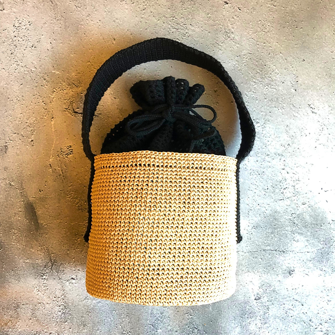 R'basket-001              　　　　　　　　　　　　　　　　　　　　手編みのバッグ