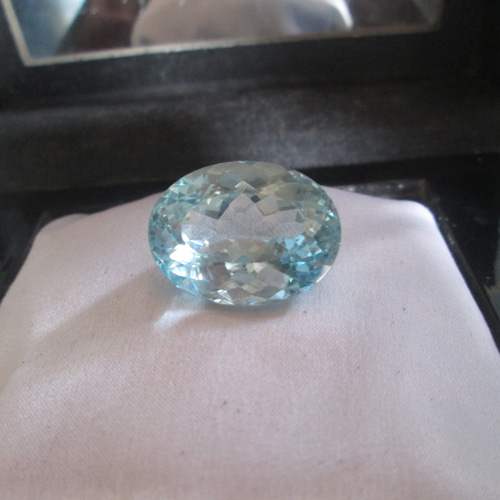 N.01 50Ct アクアマリン・ルース 奇跡の傷0、最高級品 ブラジル