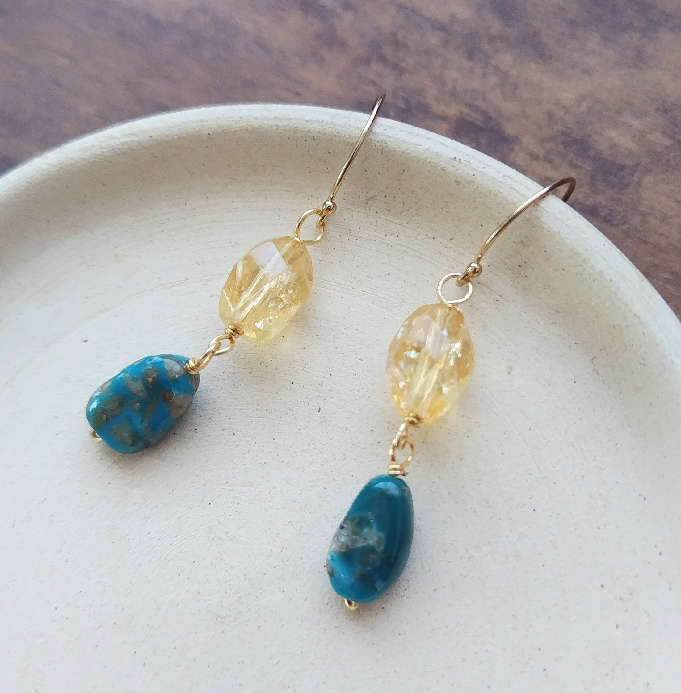 スリーピングビューティーターコイズのピアス