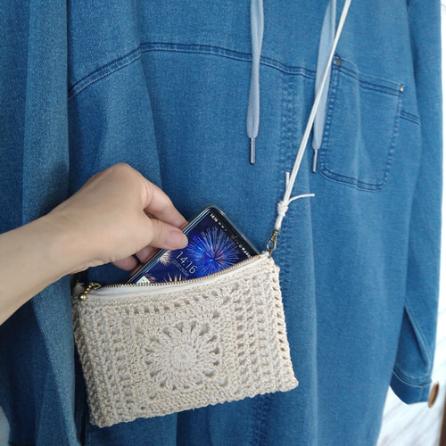 レース編み・スマホポシェット（横型） ポシェット パールヴァ