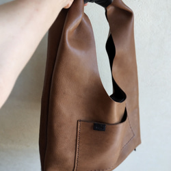 【受注制作】one shoulder bag　オークグレー✗黒　オイルシュリンクレザー 15枚目の画像