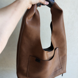 【受注制作】one shoulder bag　オークグレー✗黒　オイルシュリンクレザー 14枚目の画像