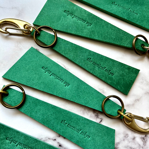 イタリア産本革】レザーキーチャーム スプリンググリーン キーリング