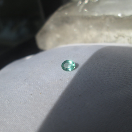N.00036 パライバトルマリン・ルース 0.15ct 希少なバターリャ産 最高 