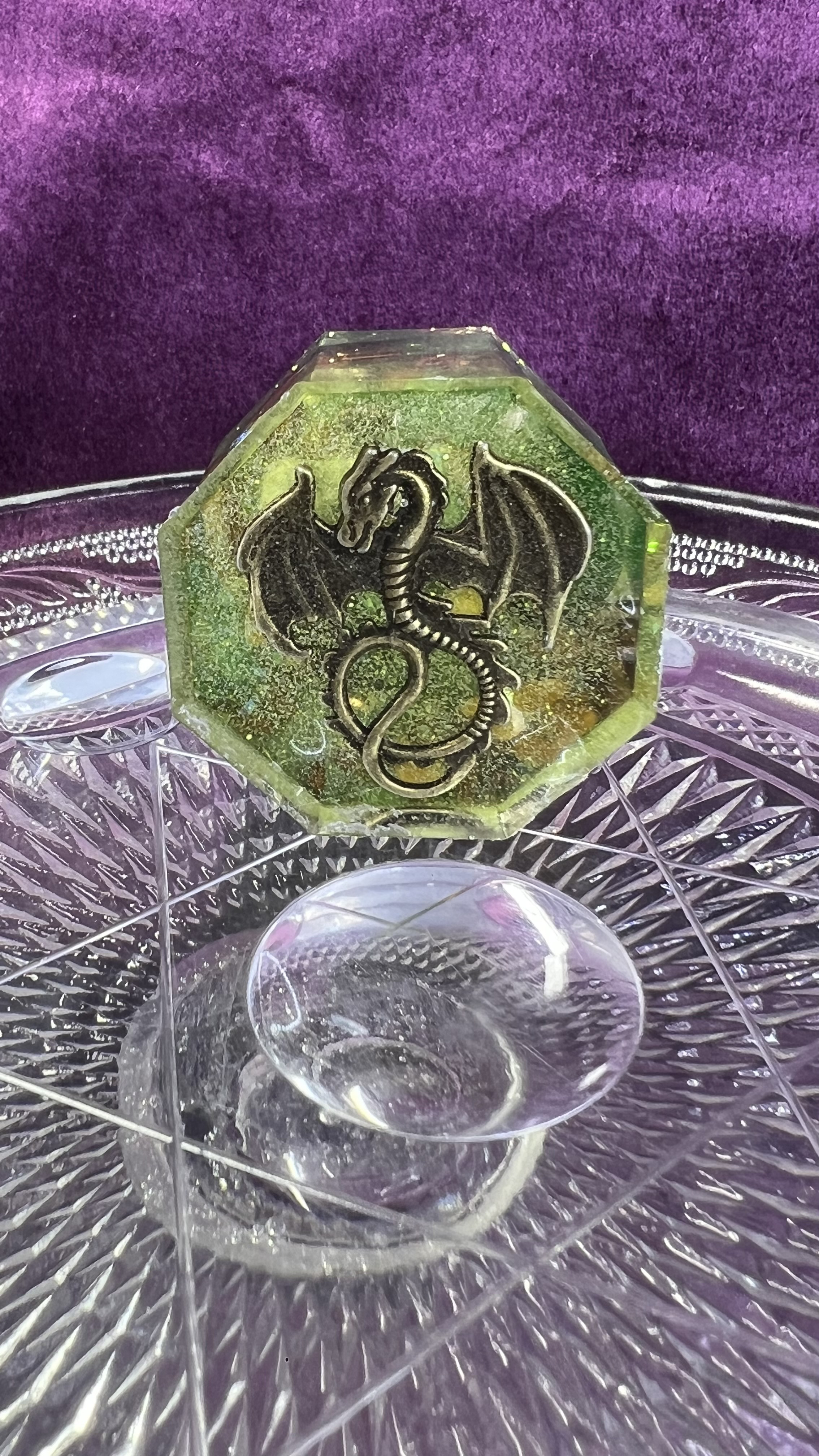 送料込開・運★縁起の良い八角柱オルゴナイト★ドラゴン★龍神様