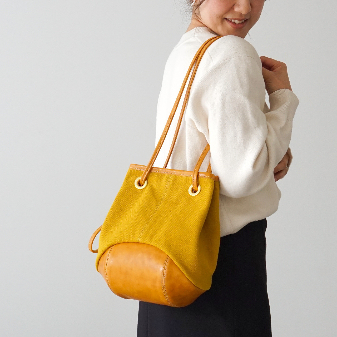 パピーplus / マスタードイエロー 【受注制作】【本革】【立体丸底シリーズ】 Trocco 帆布バッグ