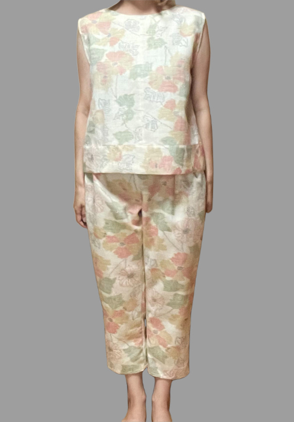 着物リメイク　絹紬セットアップ　ノースリーブ 2枚目の画像
