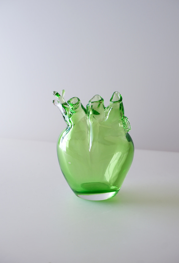 heart vase B -neon green- 1枚目の画像