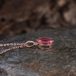 10 月の誕生石 天然ピンク トルマリン ネックレス ユニークなピンクの宝石 ピンク トルマリン ソリティア ペンダント 5枚目の画像