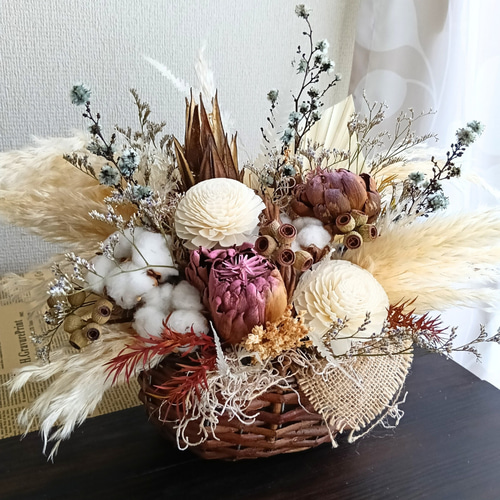 ドライフラワー 花かごアレンジ① ナチュラルインテリア ドライフラワーのバスケットアレンジ