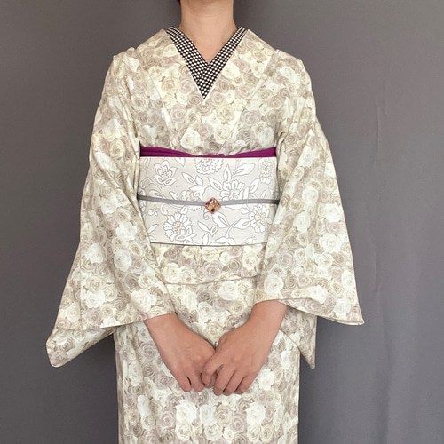 ロマンティックなくすみ薔薇柄着物 着物 花鹿 kajika 通販 16327009