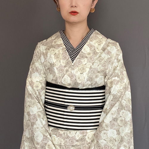 ロマンティックなくすみ薔薇柄着物 着物 花鹿 kajika 通販 16327009