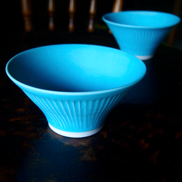 トルコ碧釉 深鉢（ターコイズブルーの深鉢です） 4枚目の画像