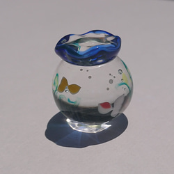 ガラスの金魚鉢 (中) 1枚目の画像