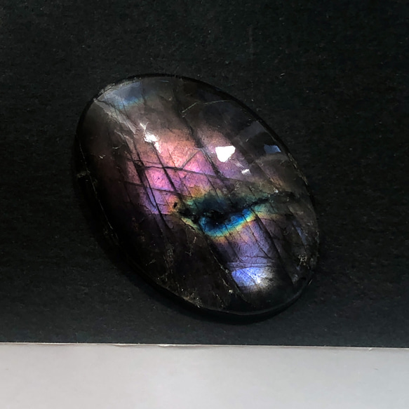 ラブラドライト[685] 29x20mm 33Cts　天然石 ／ ルース ／カボション 2枚目の画像