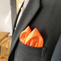 スーツ屋直販　オレンジ光沢サテンダブルつぼみパフ 5枚目の画像