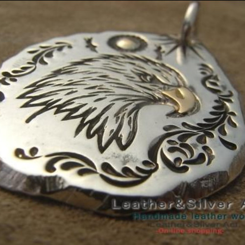 イーグル手彫りペンダントトップ ハンドメイドシルバー925 silver925