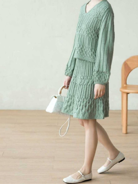 春秋冬の新しいセーター+スカートの純粋な 手編み 受注生産 3枚目の画像