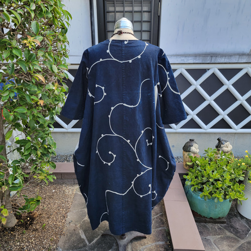 着物リメイク 古布 紋 筒描き ワンピース ワンピース hanahukujun 通販 
