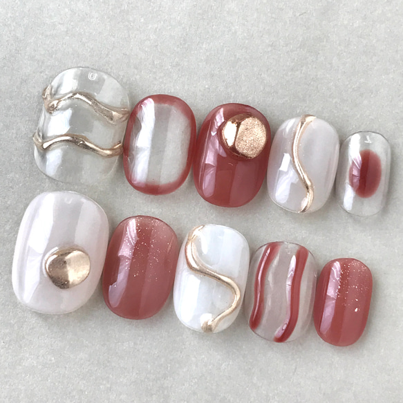 ネイルチップ 個性派透け感レッドのニュアンスネイル 夏ネイル ミラー