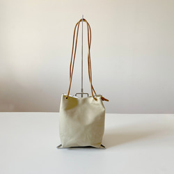 【受注生産】 母の日プレゼントにもおすすめ◯斜めがけにも！2way canvas mini bag （モリスbeige） 12枚目の画像