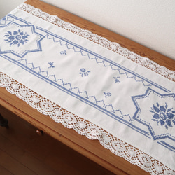 フランスの手仕事/フォークロアな青糸手刺繍 ロング・テーブルランナー (ヴィンテージ） 5枚目の画像