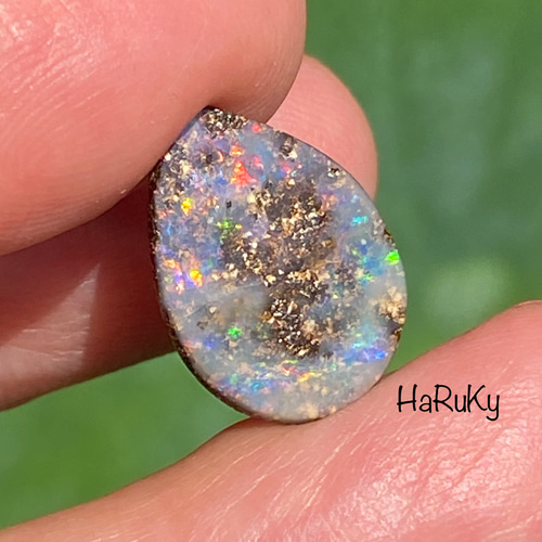 カラフルスパークリング♡ナチュラルボルダーオパール ルース 08