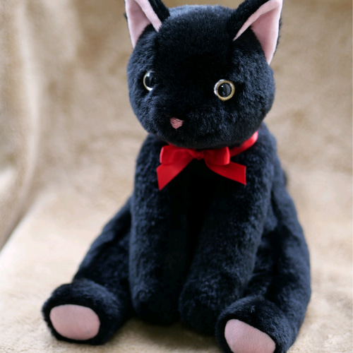 赤いリボンの抱っこしたい黒猫（3日以内発送） ぬいぐるみ