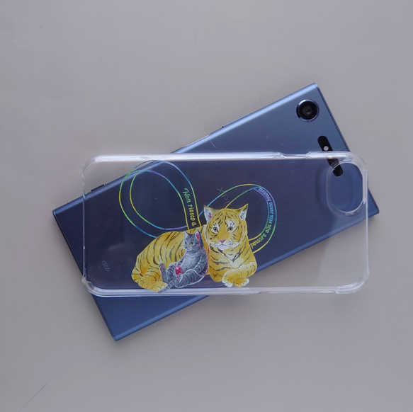 名入れ可＊虎とトラ猫 透明スマホケース＊iphone・Android対応【大トラ小トラ】 3枚目の画像