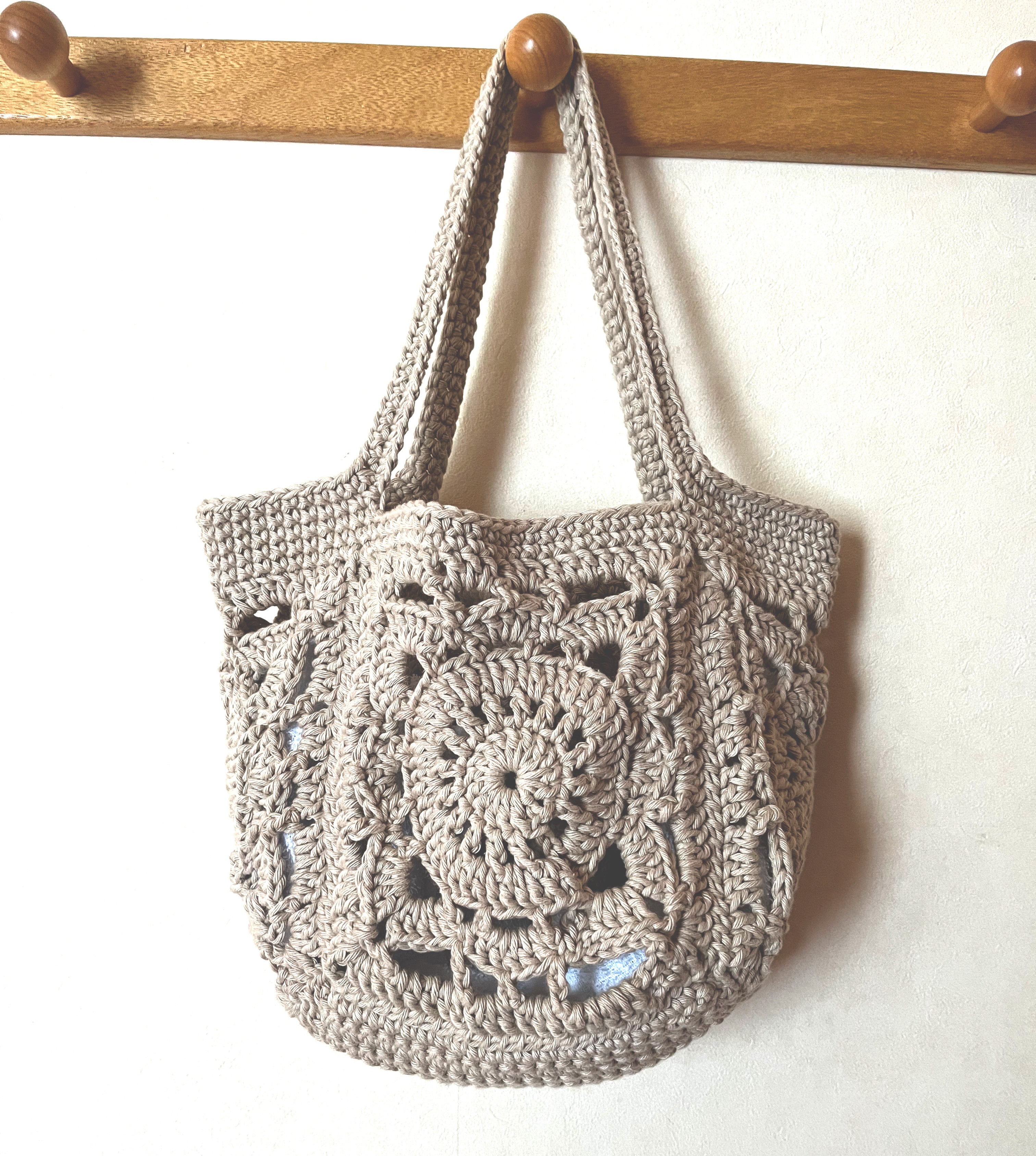 moco様ハンドメイド　リバティ　バッグ　オーダーページ moco様 ハンドメイド リバティ バッグ オーダーページ