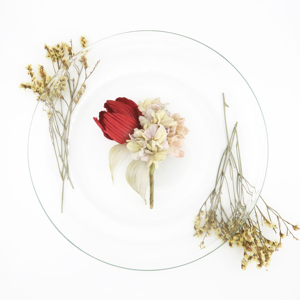Corsage. コサージュ" Antique bouquet. " | チューリップ×紫陽花 | アンティークレッド 1枚目の画像