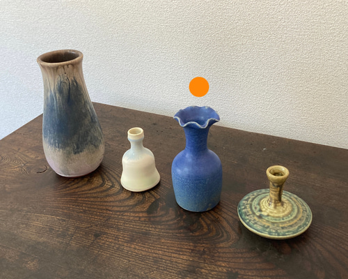 ホワイトフリルエッジ 陶器 花瓶 花器 - メルカリ