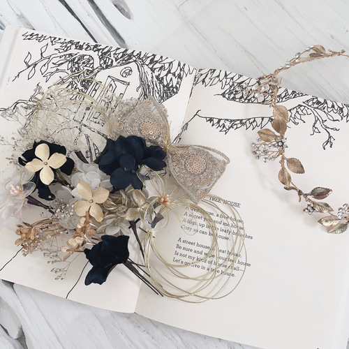 和装髪飾り 水引×金箔×カチューシャ ブラック ホワイト ゴールド ヘッドドレス（アクセサリー） kiko 通販｜Creema(クリーマ)  16331036