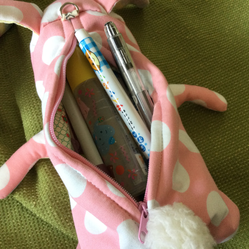 SOLD◆ハンドメイド ポーチ ハニーチューン レトロ アニマル うさぎ ピンク SOLD◇ハンドメイド ポーチ ハニーチューン レトロ アニマル うさぎ