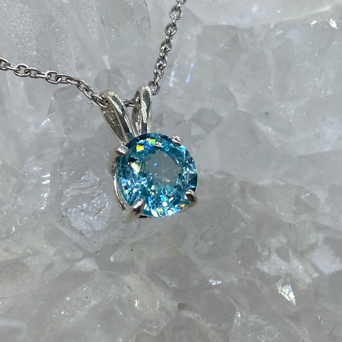 【迫力の輝き】 限定入荷 天然 ブルー ジルコン ネックレス [1.50ct]