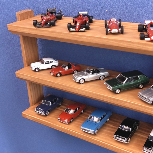 ミニカー 用 壁掛け シェルフ 】 ずれ止め ・ 位置決め ミゾ 付き