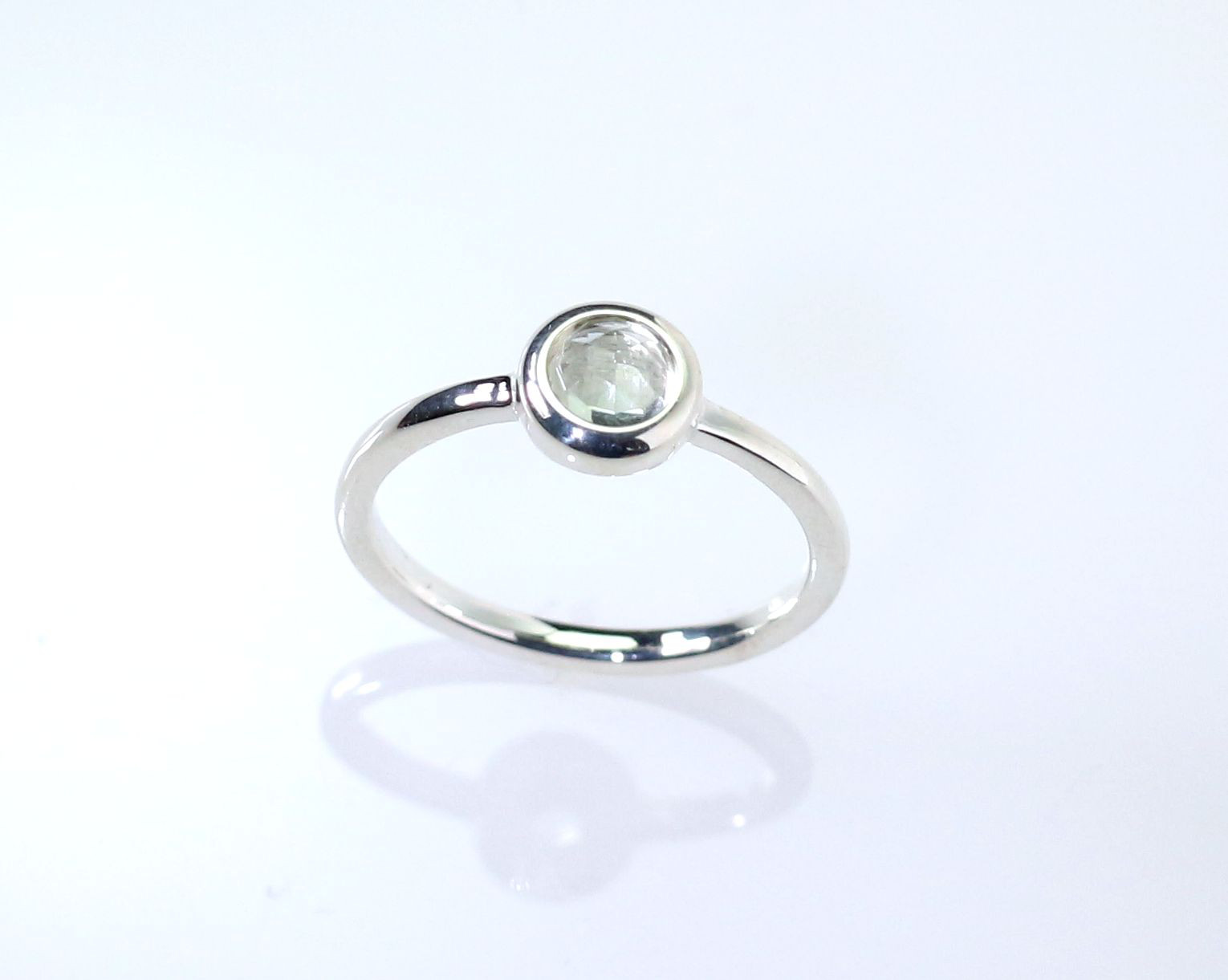 Pt900 ローズカット・グリーンアメシストリング 0.58ct