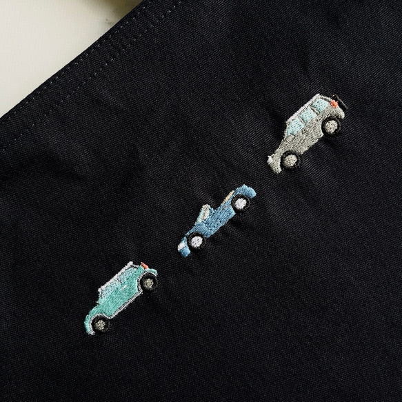 受注製作＼底がレザーでキレイに持てる／お名前刺繍・サイズ変更OK・レッスンバッグ・車・刺繍・男の子・マチあり・お受験 11枚目の画像