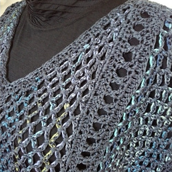 (送料無料）添え糸編みのプル～～！　ネット編みにグラデーションのきれいな糸を編みこんだように編んでいます～～！ 3枚目の画像