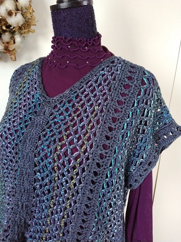 (送料無料）添え糸編みのプル～～！　ネット編みにグラデーションのきれいな糸を編みこんだように編んでいます～～！ 18枚目の画像