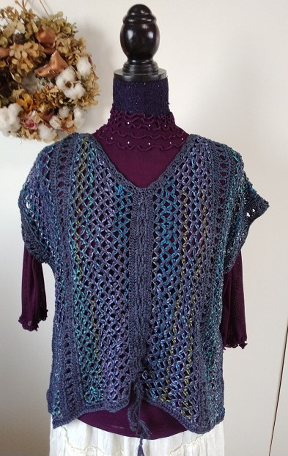(送料無料）添え糸編みのプル～～！　ネット編みにグラデーションのきれいな糸を編みこんだように編んでいます～～！ 15枚目の画像