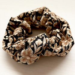 インド刺繍リボンで作ったシュシュ シュシュ TAMY'S FACTORY 通販