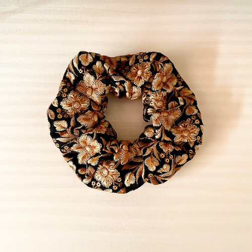 ハンドメイドシュシュM-4035♡ブラックジョーゼット♡インド刺繍リボン