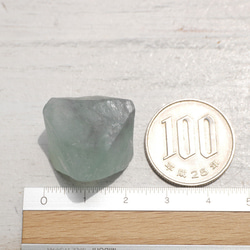 現物✵天然石フローライト八面体 最大幅約27mm 約13.2g 穴なし原石蛍石鉱物グリーン[fl-230801-05] 19枚目の画像
