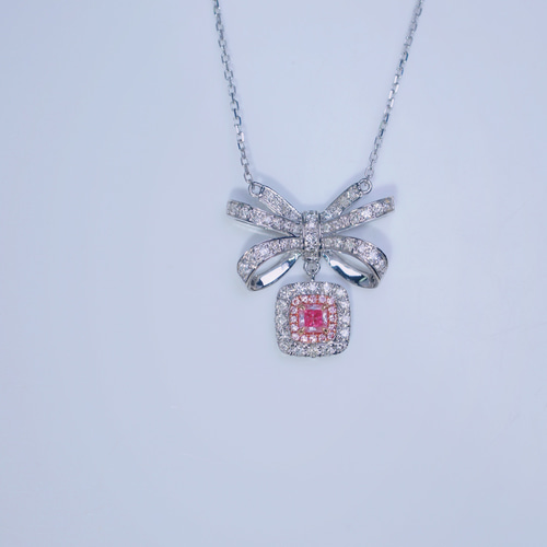 リボンモチーフ ダイヤモンドネックレスk18 ネックレス リボンモチーフ ダイヤモンドネックレスk18 ネックレス