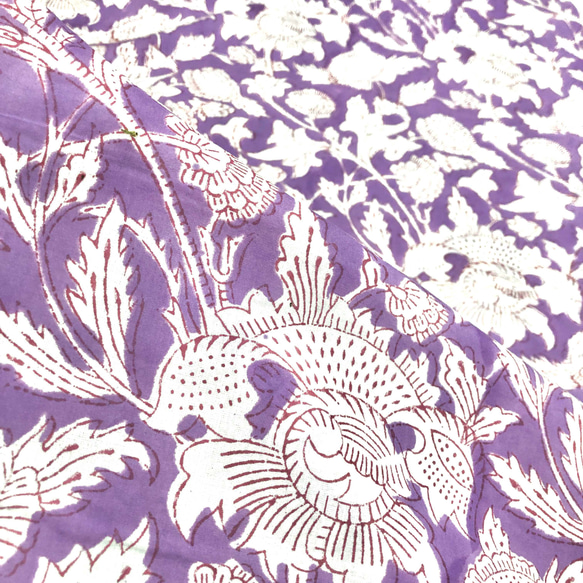 【50cm単位】ラベンダーホワイトフラワー　インド　ハンドブロックプリント生地  コットン 5枚目の画像