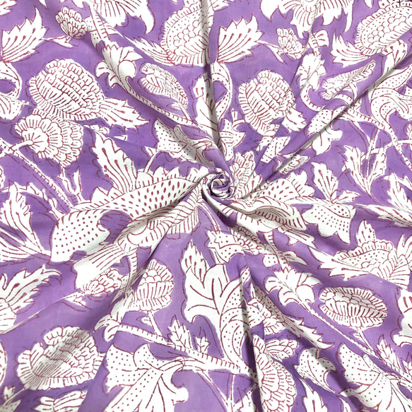 【50cm単位】ラベンダーホワイトフラワー　インド　ハンドブロックプリント生地  コットン 1枚目の画像